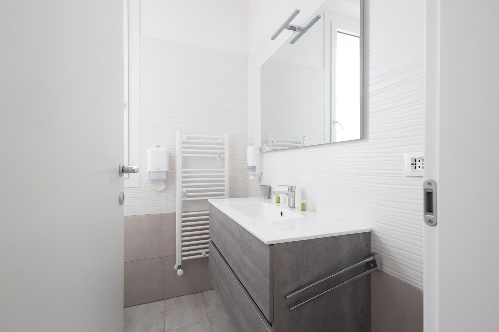 59 Tourist House Bologna Lame - Self Check-In Apartment Ngoại thất bức ảnh